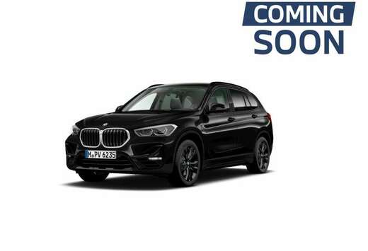BMW sDrive18iA Sport Line - KEYLESS - LED - CARPLAY