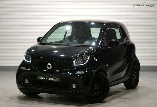Smart Fortwo coupé 0.9 Turbo Prime Aut-Navi-Leder-PD ...
