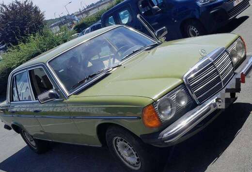 Mercedes-Benz W123.220