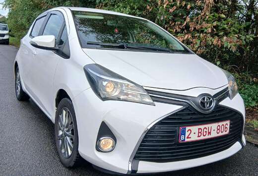 Toyota Yaris 1.33i VVT-i Comfort and pack Style