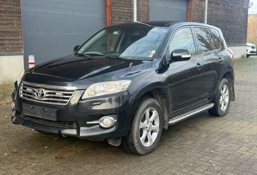 Toyota 2.2 D-4D 4x4 Automatik Life Pour Export