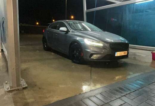 Volvo 2.0 T2 Sport Edition GPF (EU6d-TEMP)