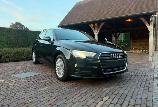 Audi S-Tronic-Bluetooth-Cruise controle-Led-GPS-PDC
