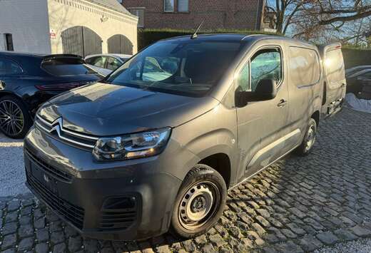 Citroen 1.2 benzine - Carplay - Camera - Navi