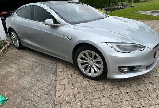 Tesla 100 D