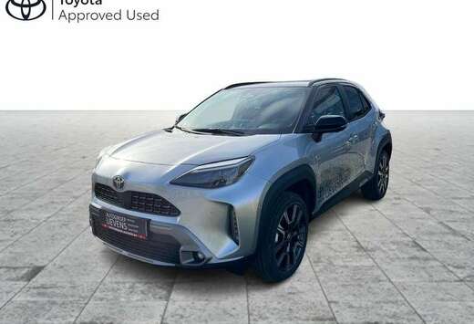Toyota 1.5 HYB style +luxurypack