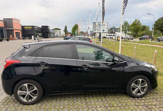 Hyundai 1.6 CRDi Joy DCT