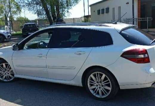 Renault Initiale Paris