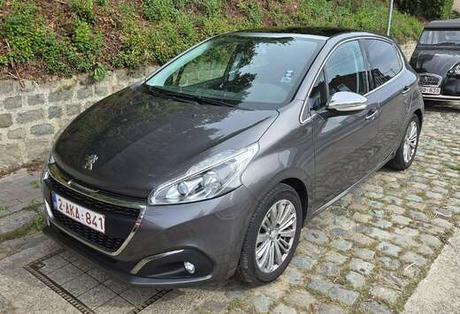 Peugeot 208 1.2 PureTech Allure S
