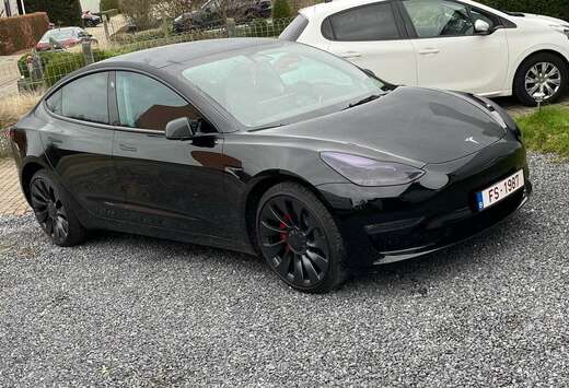 Tesla 78 kWh AWD Performance (377 kW)