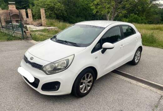 Kia Rio 1.4 CRDi Sense