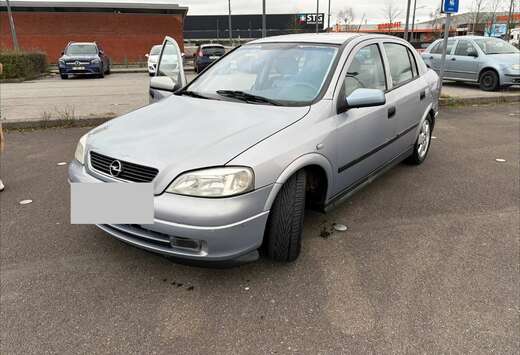 Opel 1.6i XE 16v Comfort