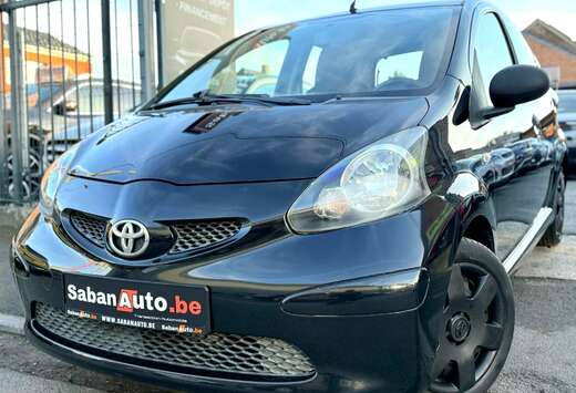 Toyota 1.0i VVT-i  5 PORTES  1e PROPRIETAIRE  GA