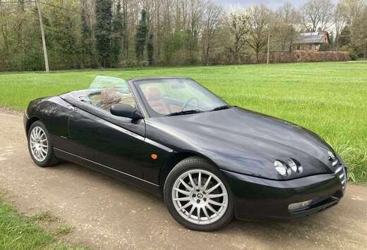 Alfa Romeo Spider 2.0i 16v JTS Medio