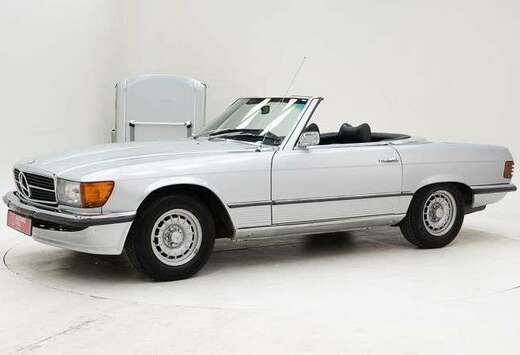 Mercedes-Benz + Hardtop \'74 CH16728