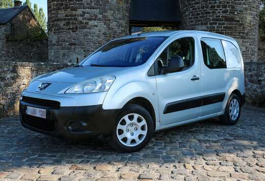 Peugeot Utilitaire 1.6 HDi Bon état général. À sa ...