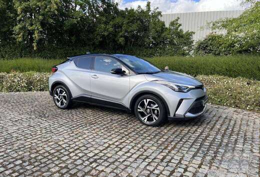 Toyota C-LUB BI-TONE