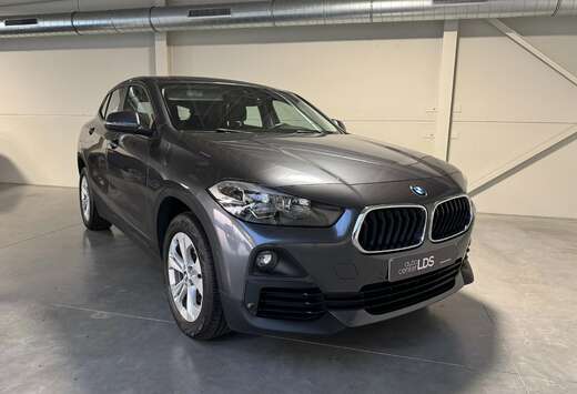 BMW X2 sDrive18i Advantage - Navi - stoelverwarming -