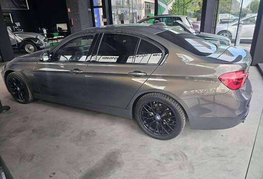 BMW 330iA