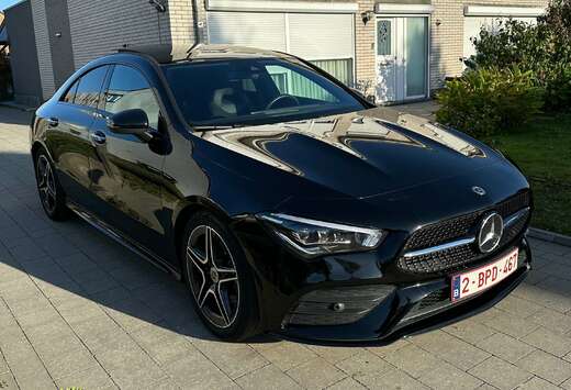 Mercedes-Benz CLA 180 AMG Line Nightpakket Pano dak