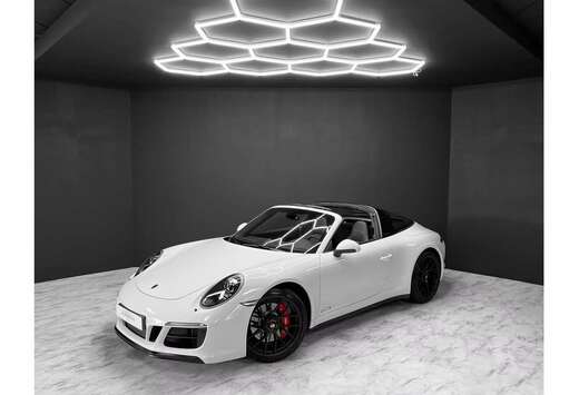 Porsche 911 991.2 Targa 4 GTS - APPROVED 2027