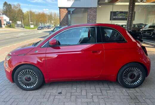 Fiat 42 kWh Red***10823km***Gsm 0475323828***