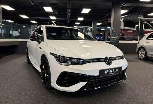 Volkswagen VIII R AKRAPOVIC *HK