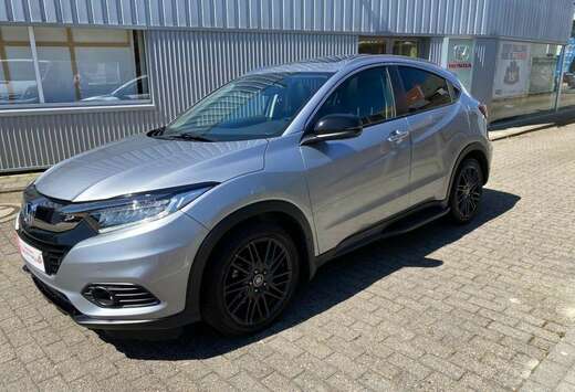 Honda HR-V 1.5i-VTEC Executive CVT BLACK EDITION PACK