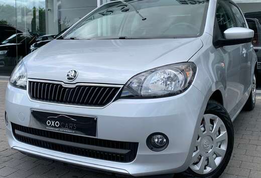 Volkswagen 1.0i / Boite Auto / Gps / Airco / Bluetoot ...