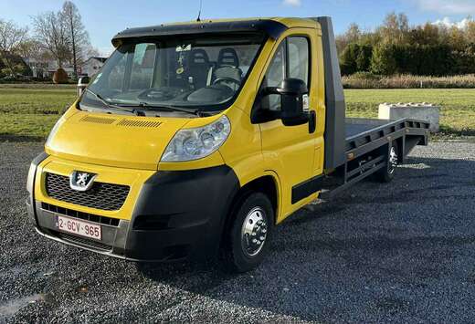 Peugeot takelwagen