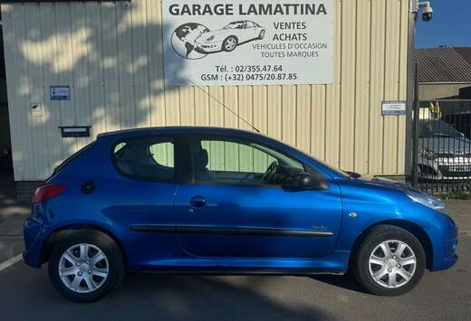 Peugeot 1.1i garanti 1 an