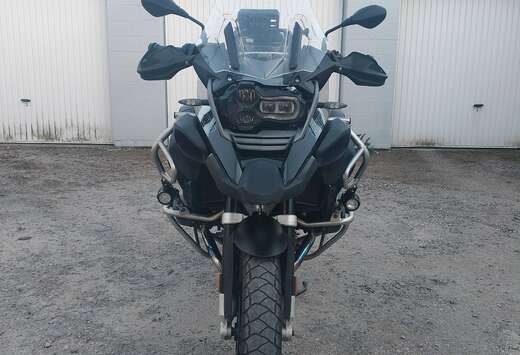 BMW Akrapovic