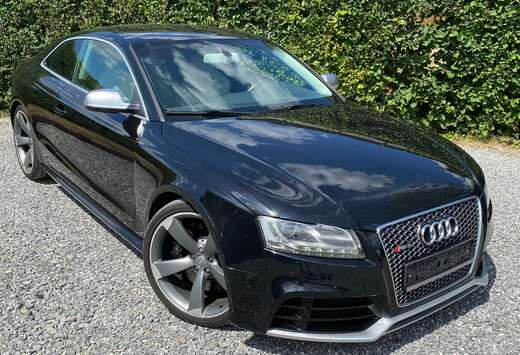 Audi Coupé 4.2i V8 FSI Quattro