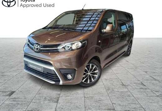Toyota MPV