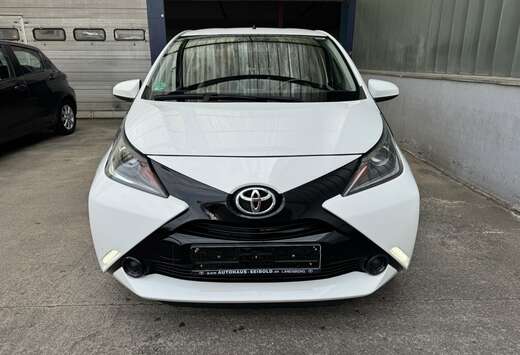 Toyota Aygo 2018 - AIRCO - white - cruise ctr  - mult ...