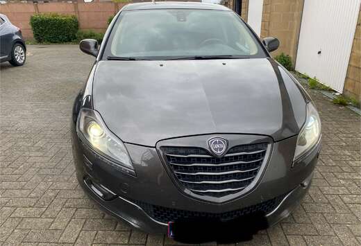 Lancia 1.6 MultiJet S MomoDesign