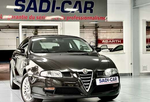 Alfa Romeo Coupé - 1.9 JTD 150cv Distinctive - CUIR  ...