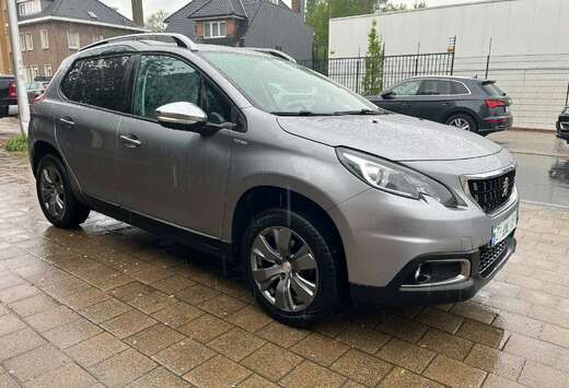 Peugeot 2008 1.2i  Active