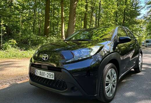 Toyota Aygo X 1.0i VVT-i X play
