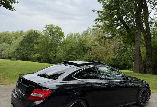 Mercedes-Benz Coupé - État concours - Full