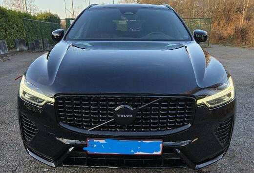 Volvo XC60 T6 AWD Plug-in Hybrid Plus Black Edition