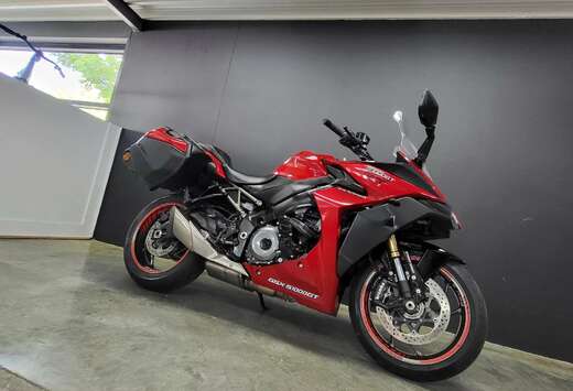 Suzuki touren met superbike performance