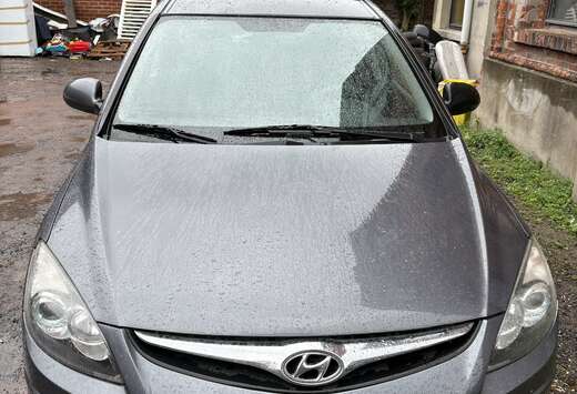 Hyundai i30cw 1.6 CRDi blue Style