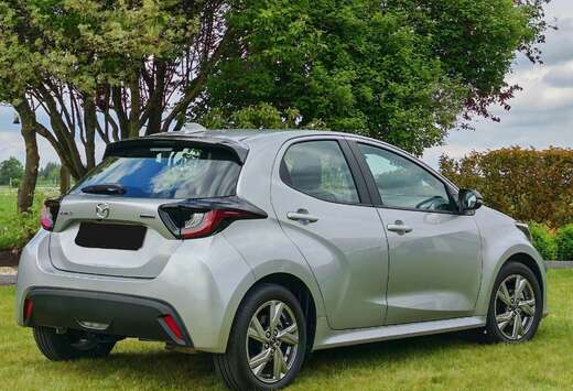 Mazda Toyota Yaris hybrid 1,5VTT-i 116cv 7500kms