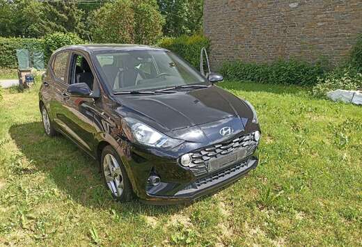 Hyundai 1.0 66 BVM5 Stop and Start Intuitive