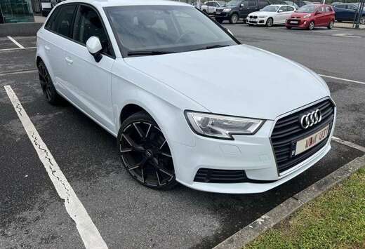 Audi 1.0 TFSI S tronic 1er Propriétaire Garantie 12  ...
