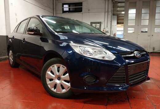 Ford 1.6i Ti-VCT Ambiente * AC * 212 € X 48 / Mois
