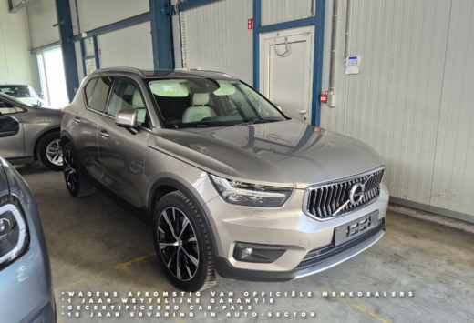Volvo XC40 T5 PHEV Inscription / Pano / Camera / Keyl ...
