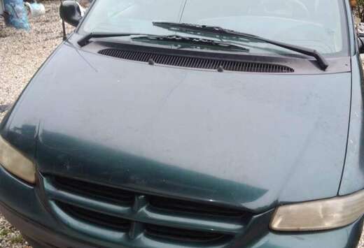 Chrysler 2.4i 16v SE 5-seats