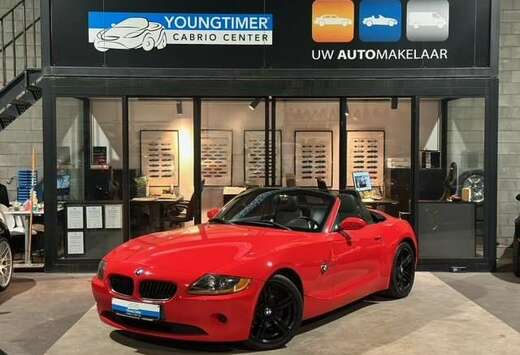 BMW 2.2i 24v Roadster  Hellrot  18\